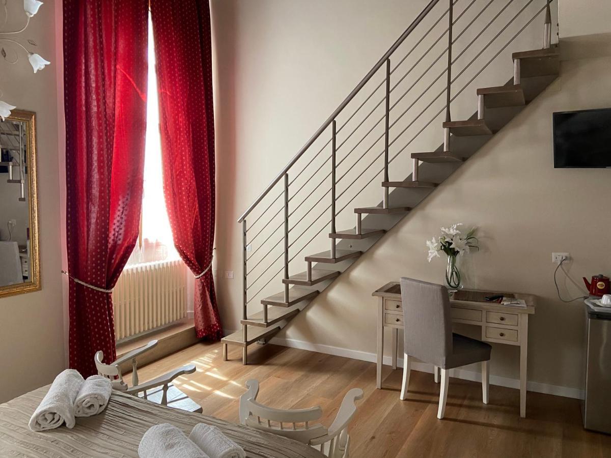 Soggiorno Alessandra Firenze Kültér fotó